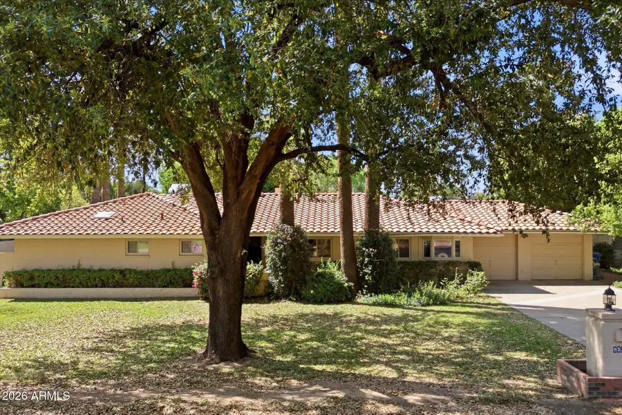 8324 N 8th Avenue, Phoenix, AZ 85021 - #2