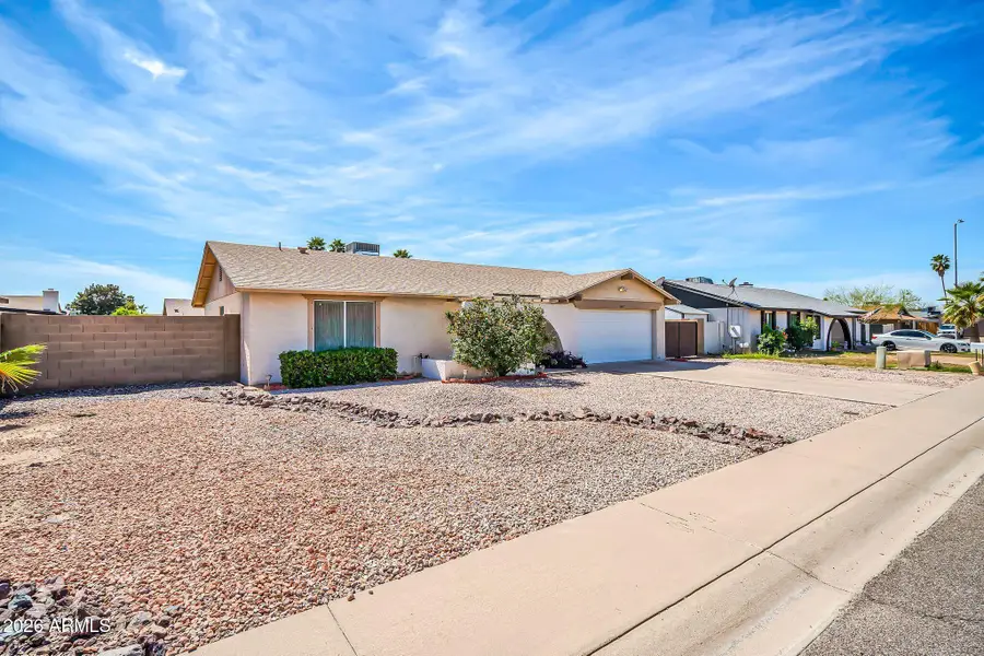 3827 W Muriel Drive, Glendale, AZ 85308 - #3