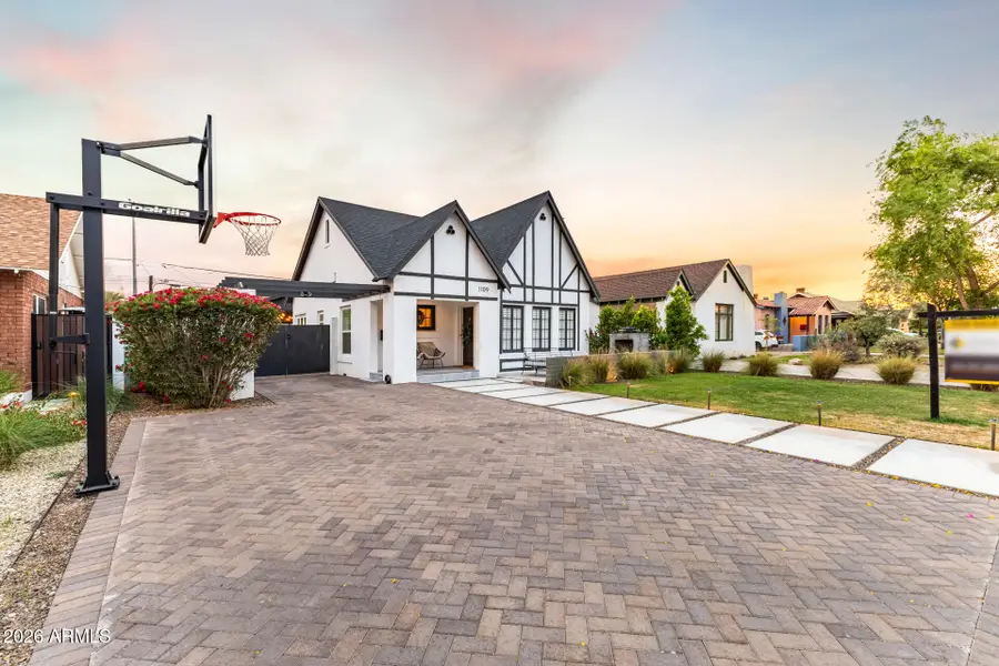 1109 W Lynwood Street, Phoenix, AZ 85007 - #3