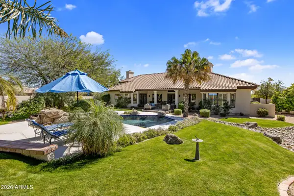 8116 E Whispering Wind Drive, Scottsdale, AZ 85255