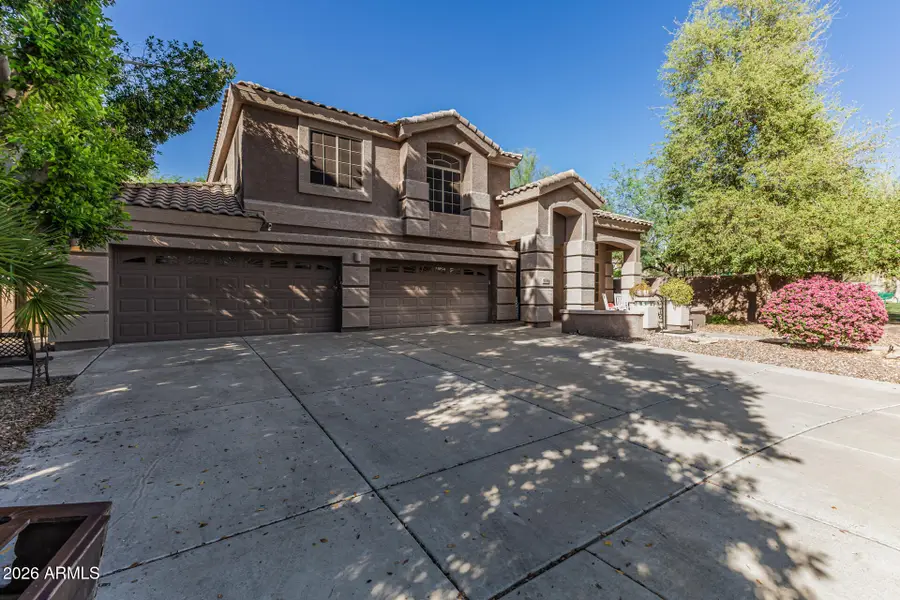 7046 W Cottontail Lane, Peoria, AZ 85383 - #3