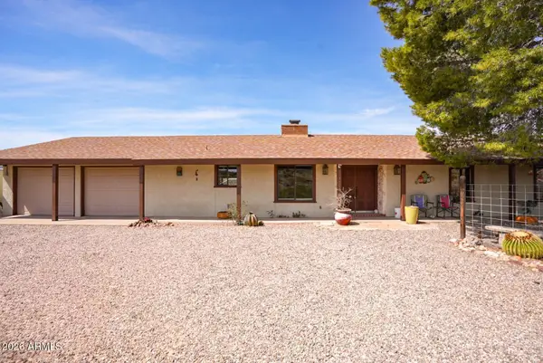 11460 E Plateau Drive, Cornville, AZ 86325
