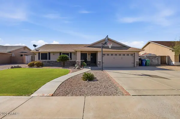 3065 E Leonora Street, Mesa, AZ 85213