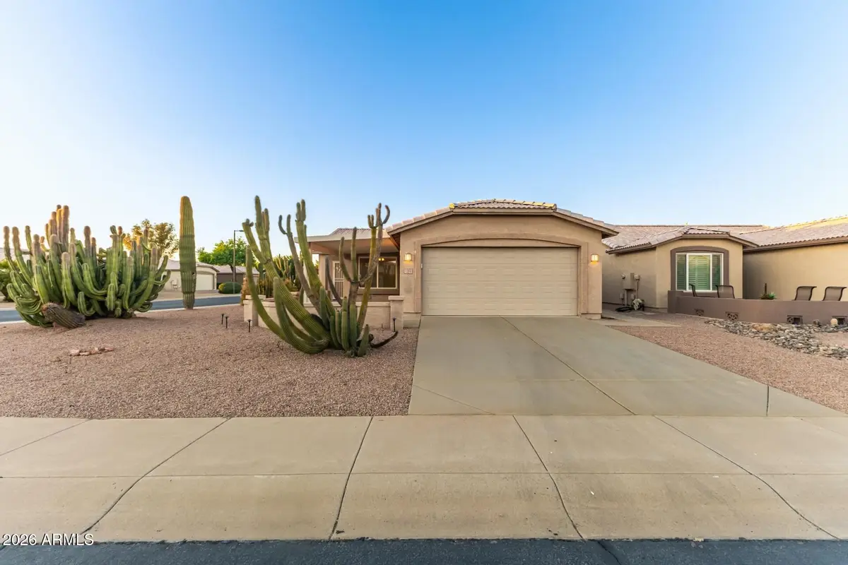 1362 E Cherry Hills Drive, Chandler, AZ 85249 - #1