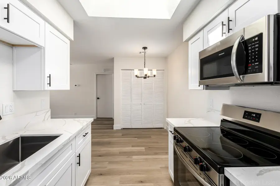 522 W Blackhawk Drive #3, Phoenix, AZ 85027 - #2