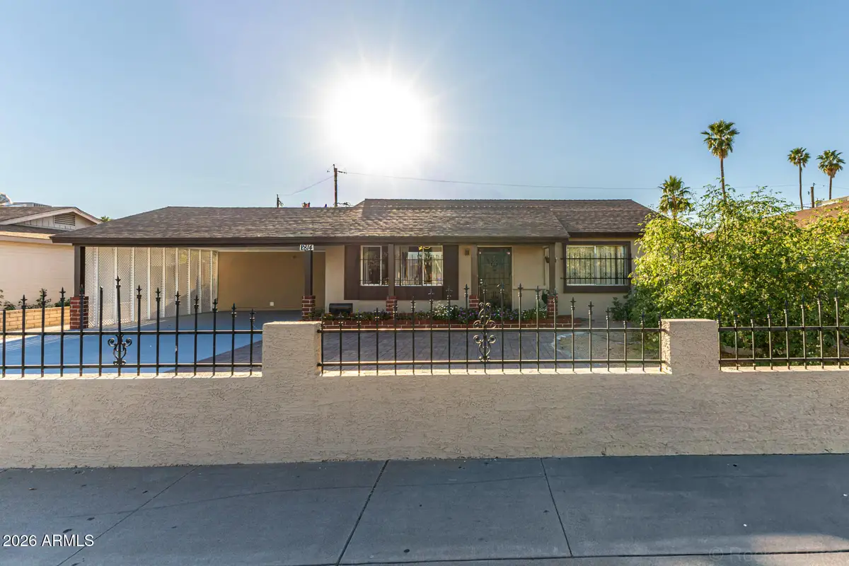 2814 N 55th Avenue, Phoenix, AZ 85035 - #1