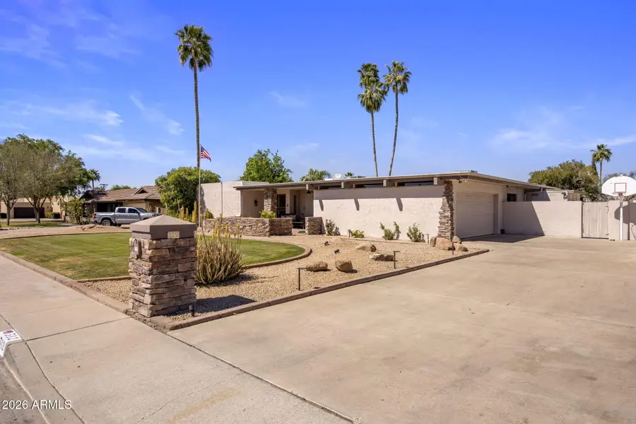 312 E Brook Hollow Drive, Phoenix, AZ 85022 - #2