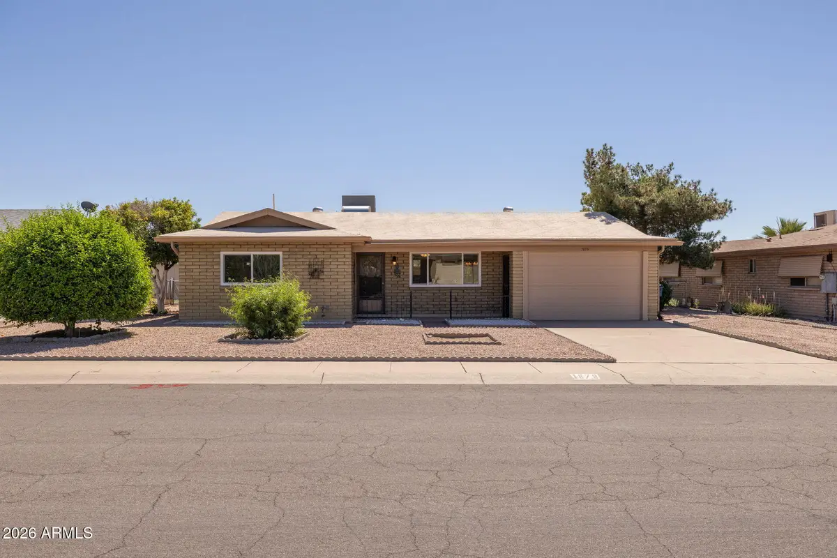 1879 W 14th Avenue, Apache Junction, AZ 85120 - #1