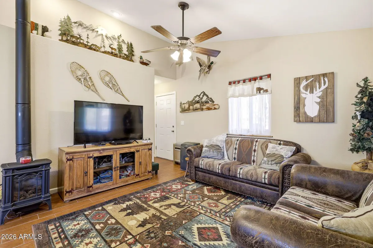 2112 Fishermans Road, Overgaard, AZ 85933 - #1