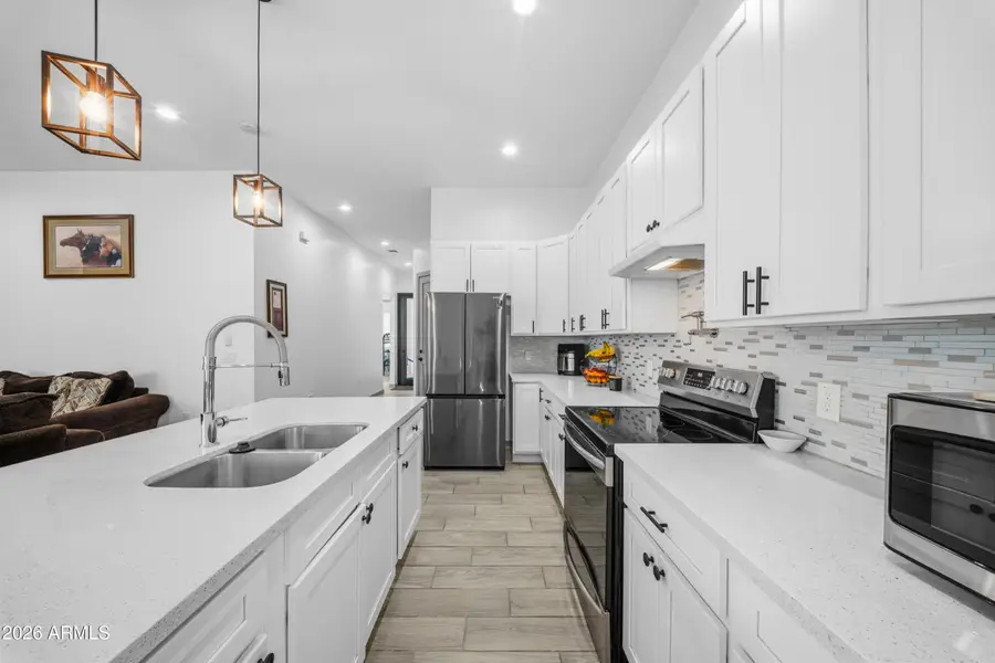 209 E Kinderman Drive, Avondale, AZ 85323 - #2