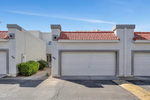 9084 N 47th Lane, Glendale, AZ 85302