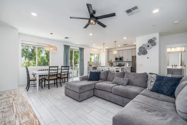 300 N Gila Springs Boulevard #212, Chandler, AZ 85226