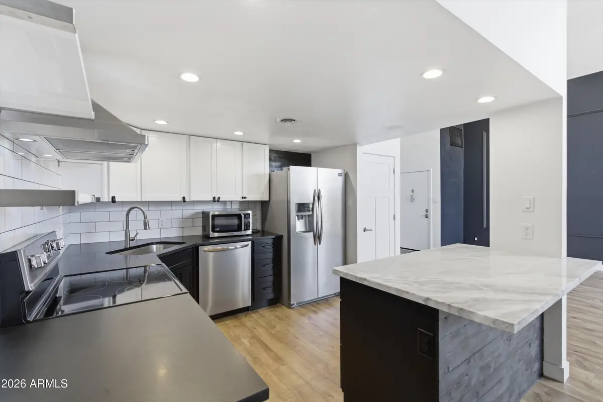 334 W Medlock Drive #C201, Phoenix, AZ 85013 - #1