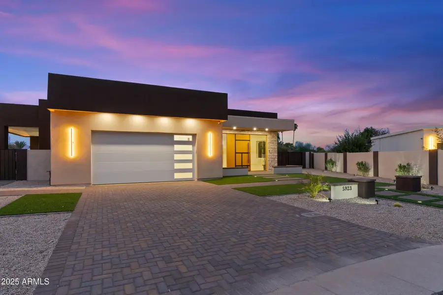 5923 E North Lane, Paradise Valley, AZ 85253 - #3