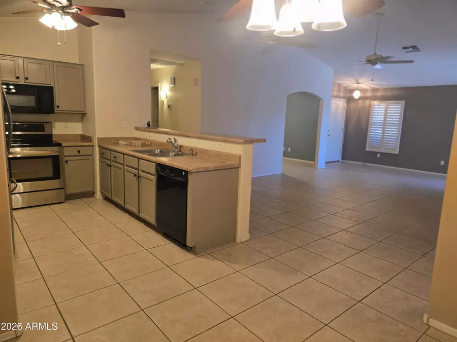 11109 W Madisen Ellise Drive, Surprise, AZ 85378 - #3