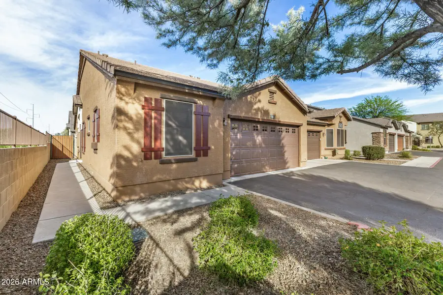 2725 E Mine Creek Road #1101, Phoenix, AZ 85024 - #3