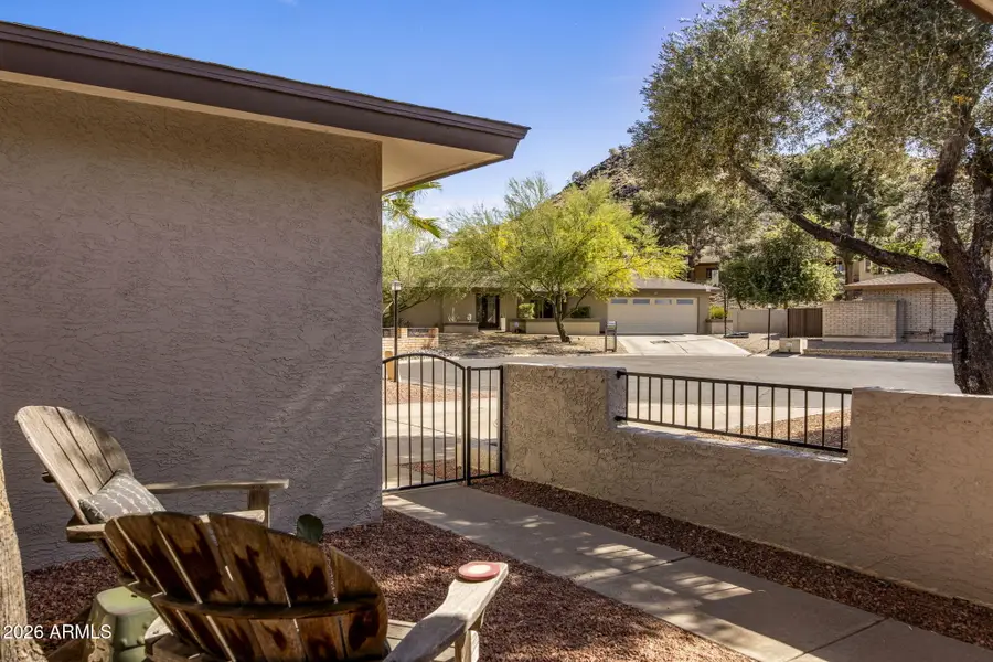 138 W Surrey Avenue, Phoenix, AZ 85029 - #3