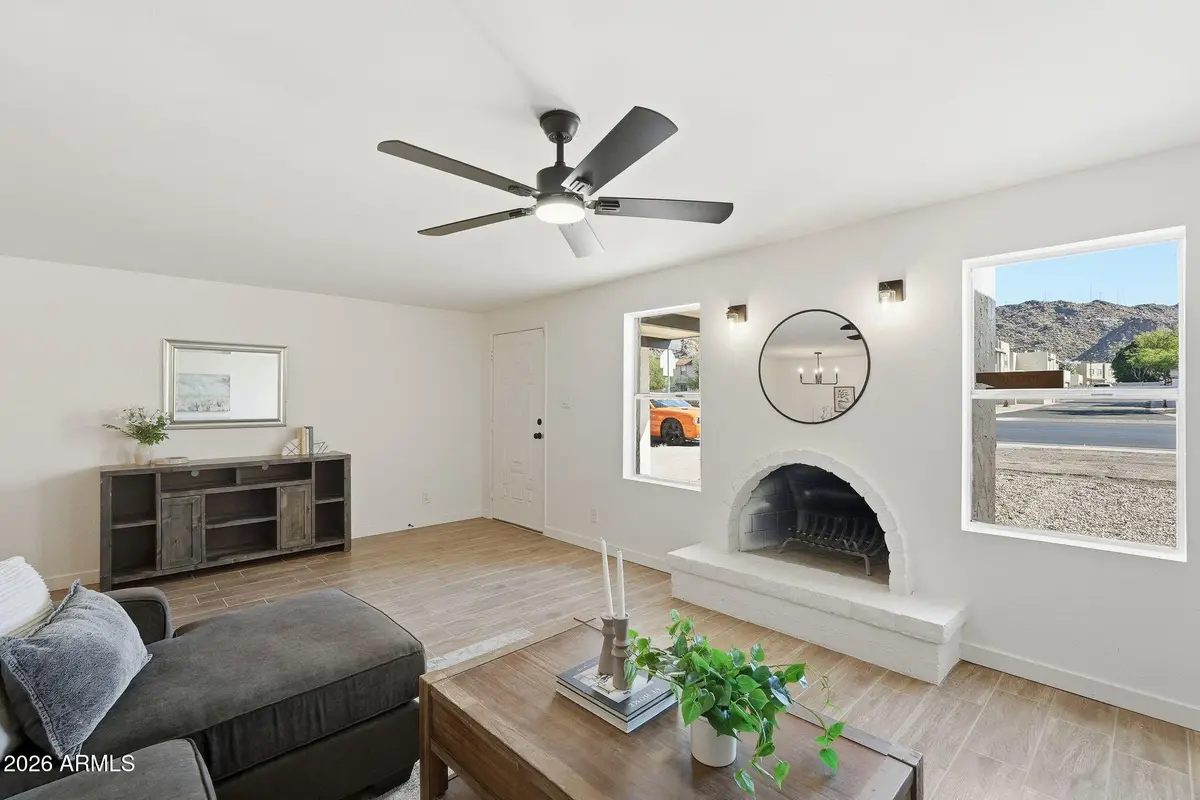 720 E Dobbins Road, Phoenix, AZ 85042 - #1