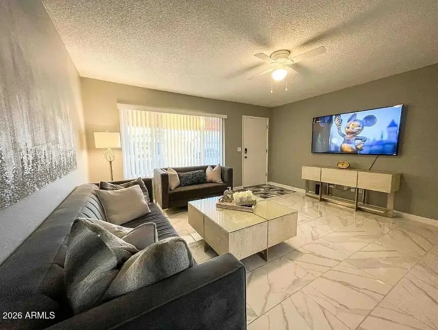 5252 W Lupine Avenue, Glendale, AZ 85304 - #3