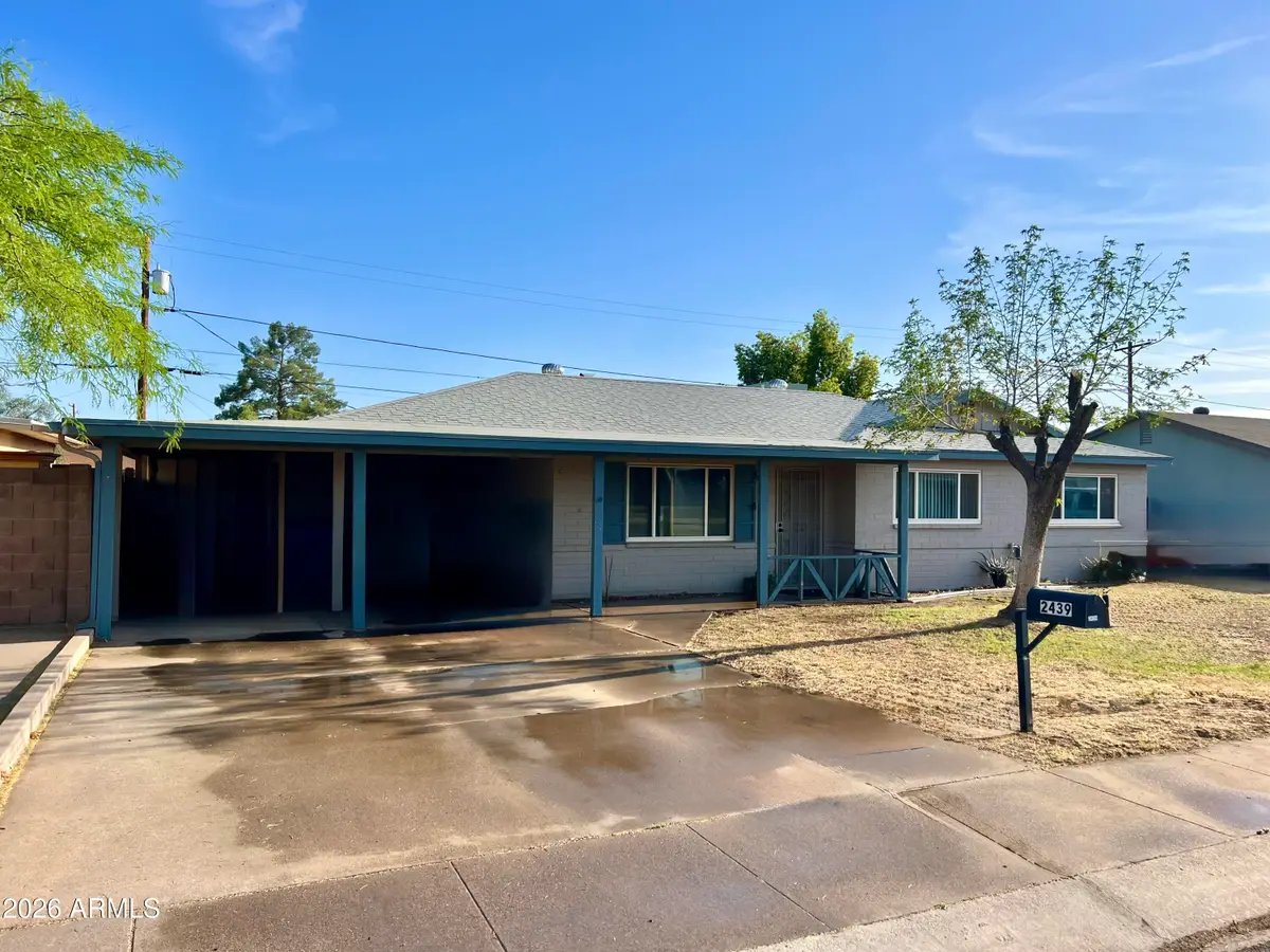 2439 W Freeway Lane, Phoenix, AZ 85021 - #1
