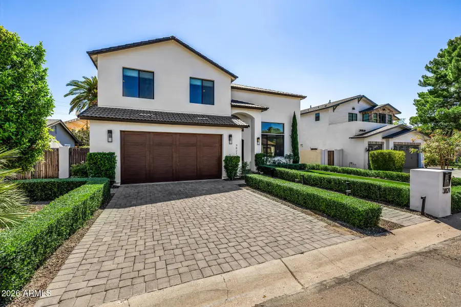 3821 E Devonshire Avenue, Phoenix, AZ 85018 - #3