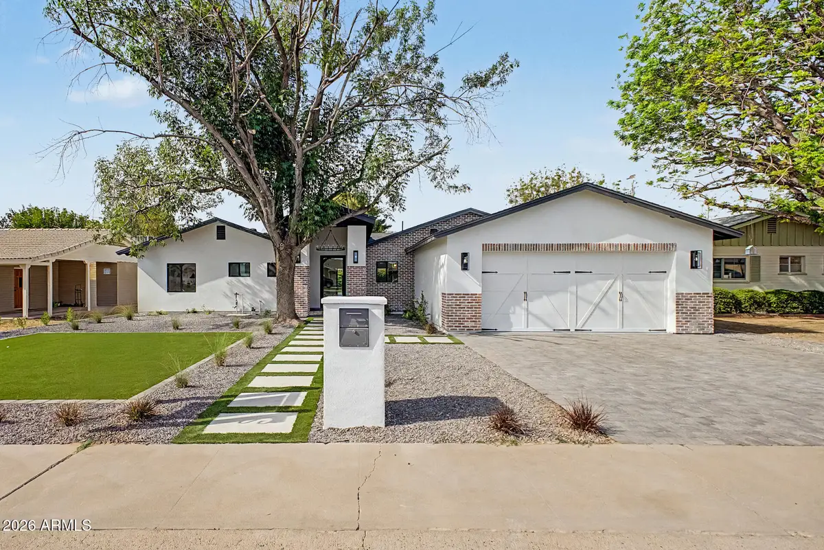 5438 E Avalon Drive, Phoenix, AZ 85018 - #1