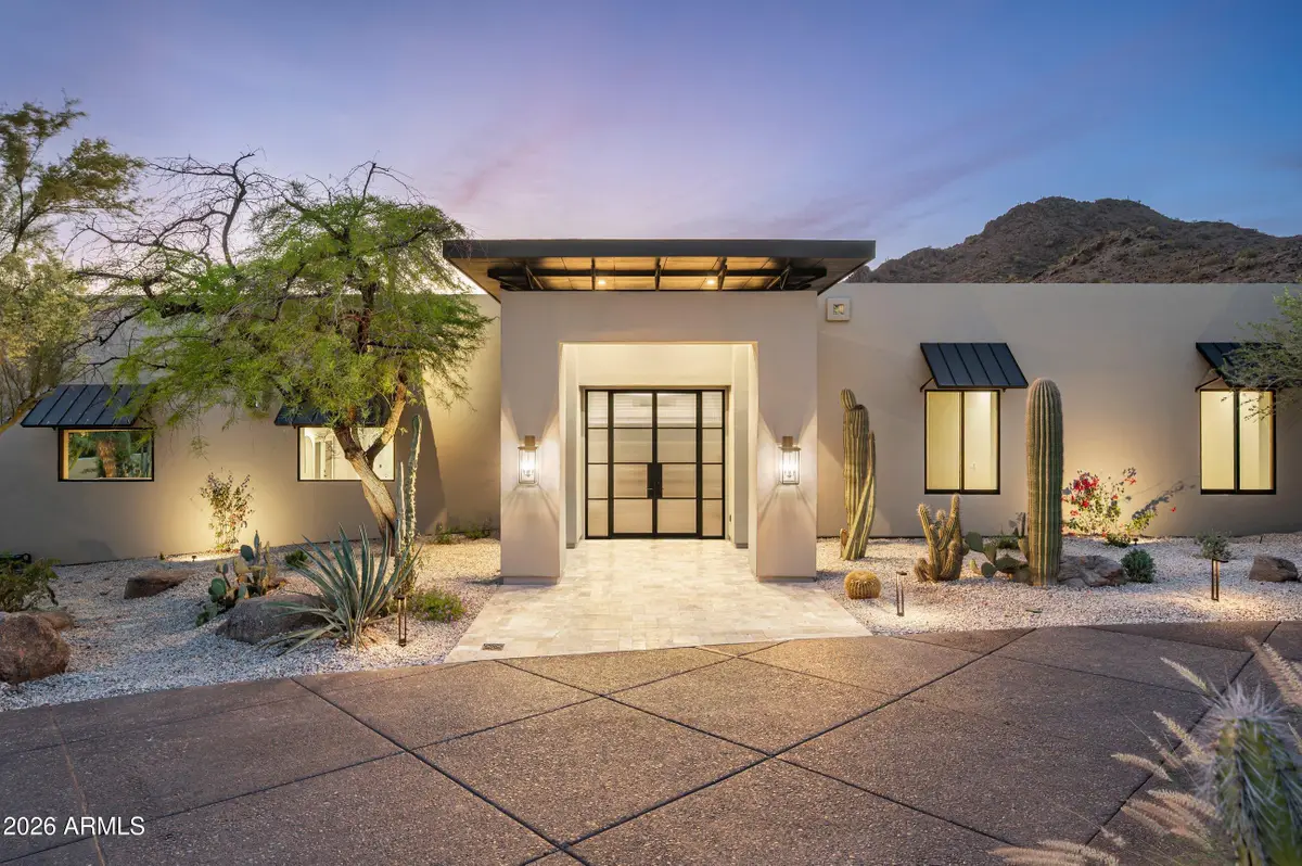 6602 N 40th Street, Paradise Valley, AZ 85253 - #1