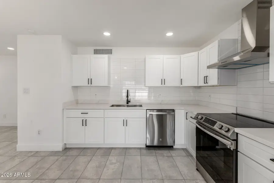 4620 E Southern Avenue, Phoenix, AZ 85042 - #3