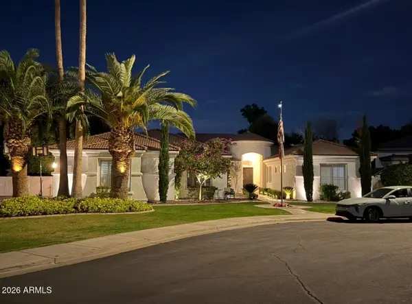 1632 N Rico Circle, Mesa, AZ 85213