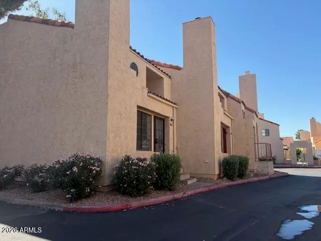 1025 E Highland Avenue #32, Phoenix, AZ 85014 - #1