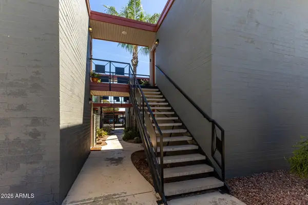 1241 E Medlock Drive #213, Phoenix, AZ 85014