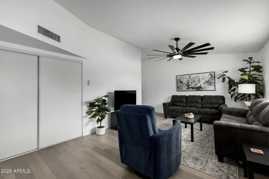 6620 W Cholla Street, Glendale, AZ 85304 - #2