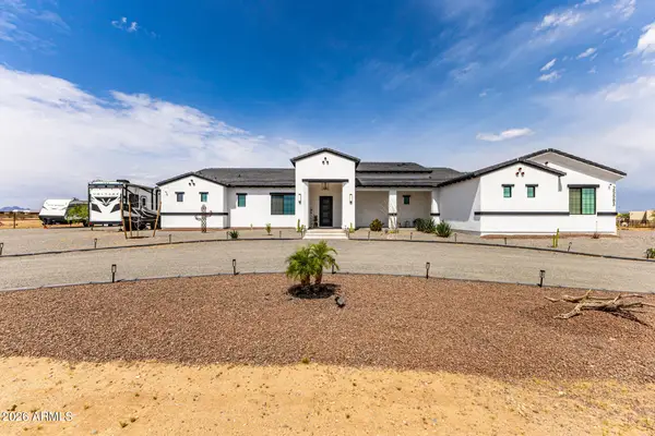 25583 W Madre Del Oro Drive, Wittmann, AZ 85361