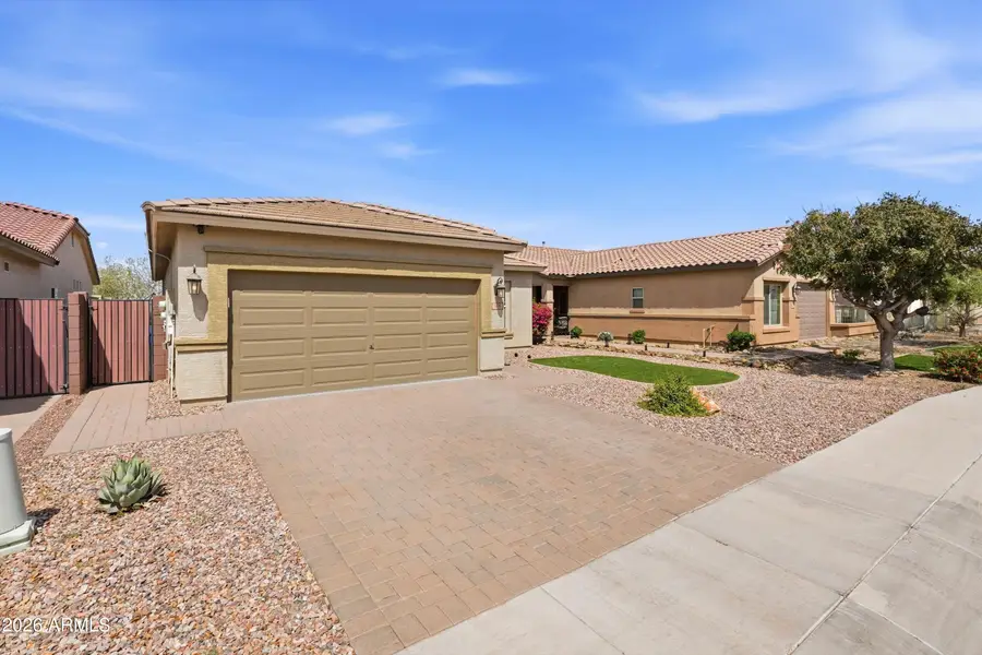 908 W Banyan Avenue, Queen Creek, AZ 85140 - #2