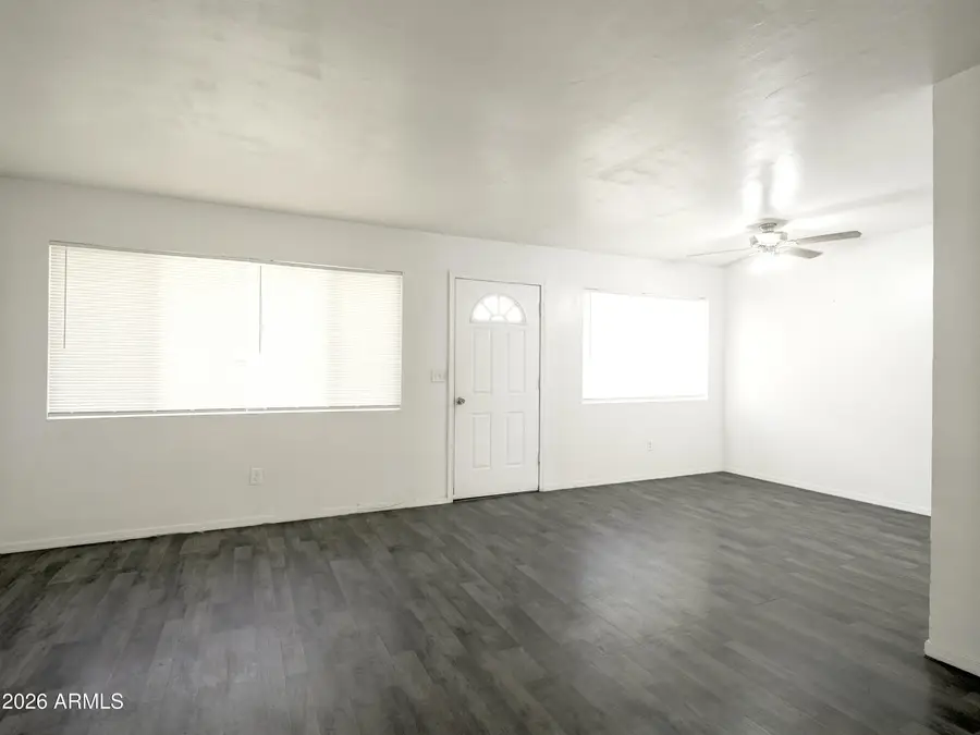 2690 N 43rd Avenue #D, Phoenix, AZ 85009 - #3