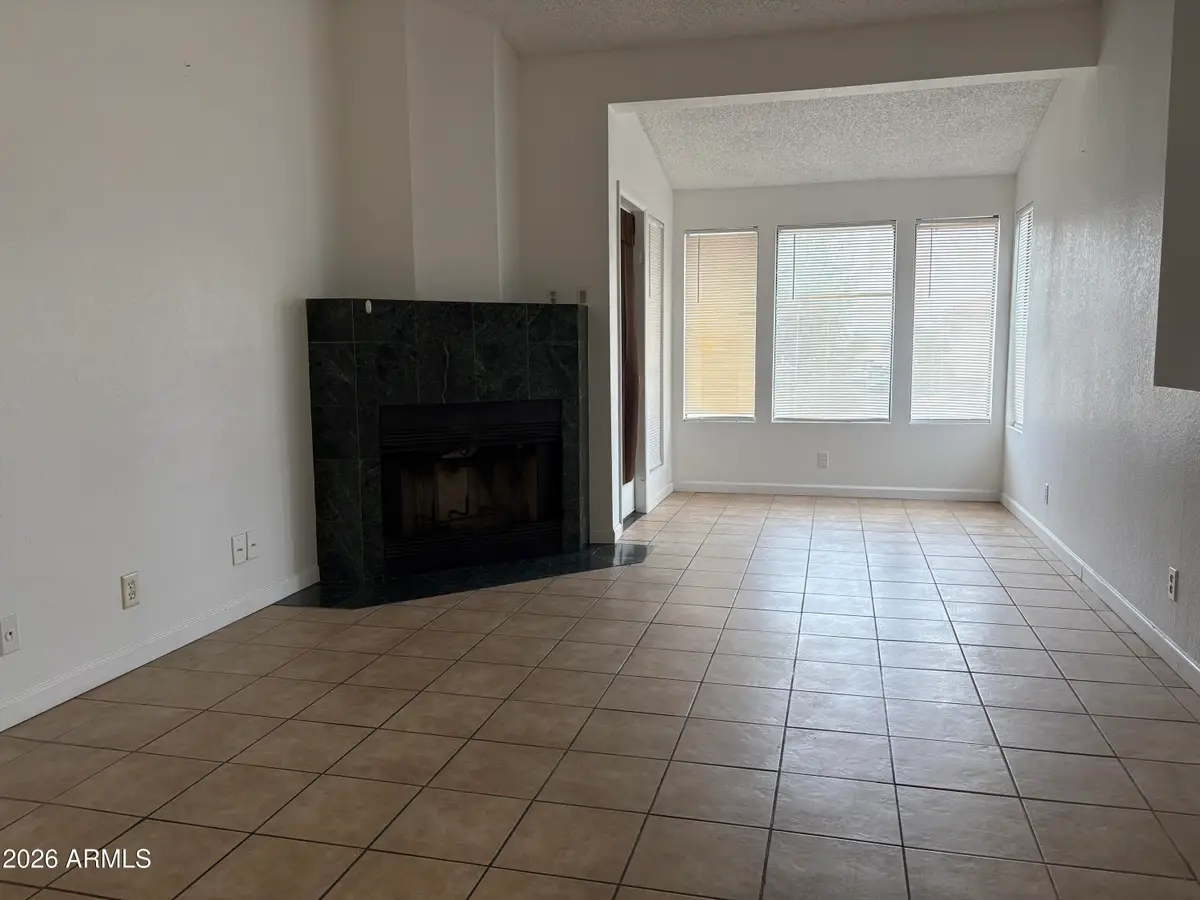 1820 E Morten Avenue #203, Phoenix, AZ 85020 - #1