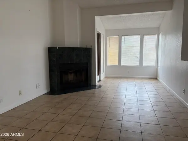 1820 E Morten Avenue #203, Phoenix, AZ 85020