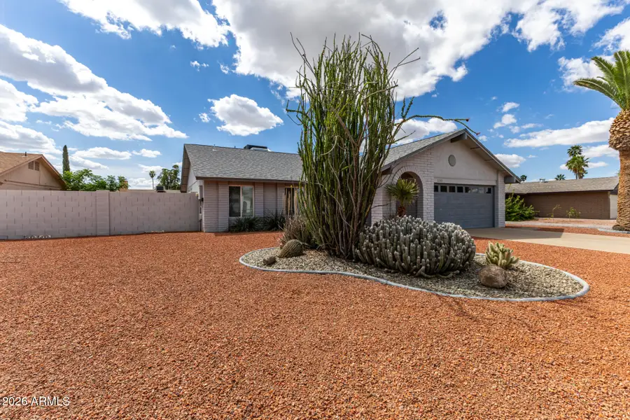 3351 W Juniper Avenue, Phoenix, AZ 85053 - #2