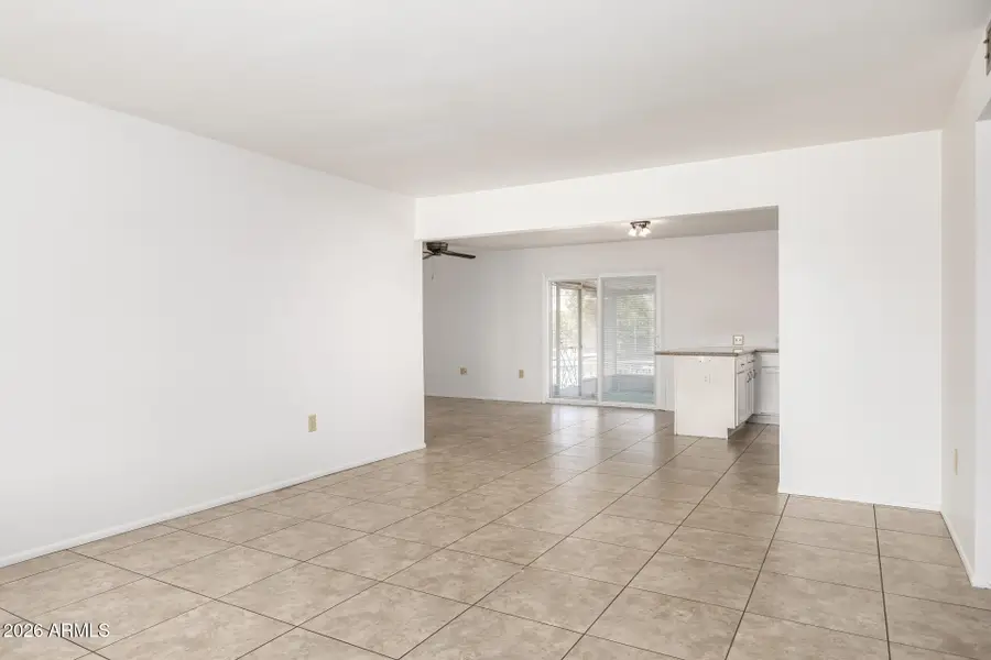 11062 W Edgewood Drive, Sun City, AZ 85351 - #3