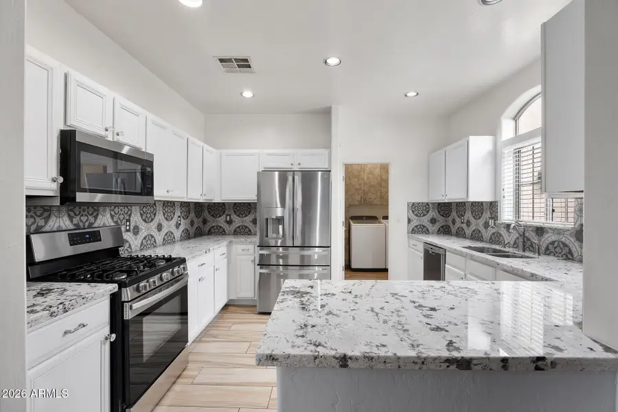 608 W Gary Way, Phoenix, AZ 85041 - #3