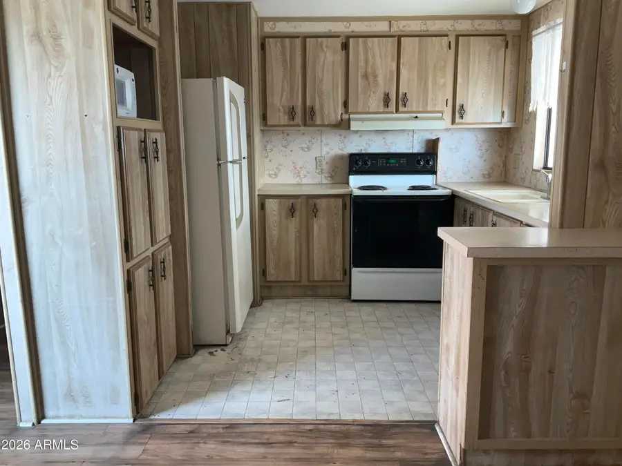 2292 N Ironwood Drive #82, Apache Junction, AZ 85120 - #2