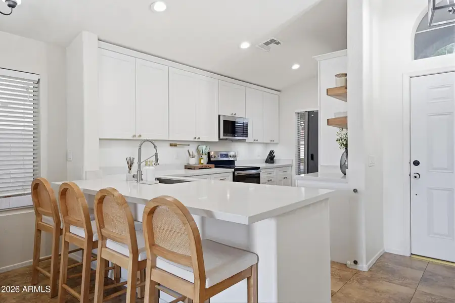 1300 S Heritage Drive, Gilbert, AZ 85296 - #2