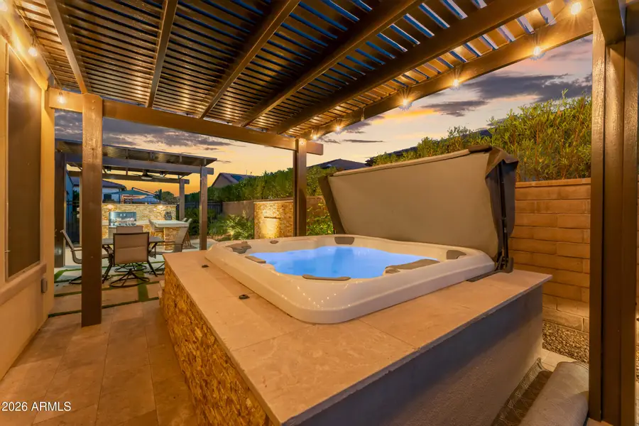 429 E Veterans Way, Queen Creek, AZ 85140 - #2