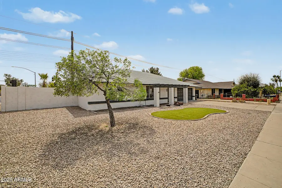 807 W Naranja Avenue, Mesa, AZ 85210 - #2