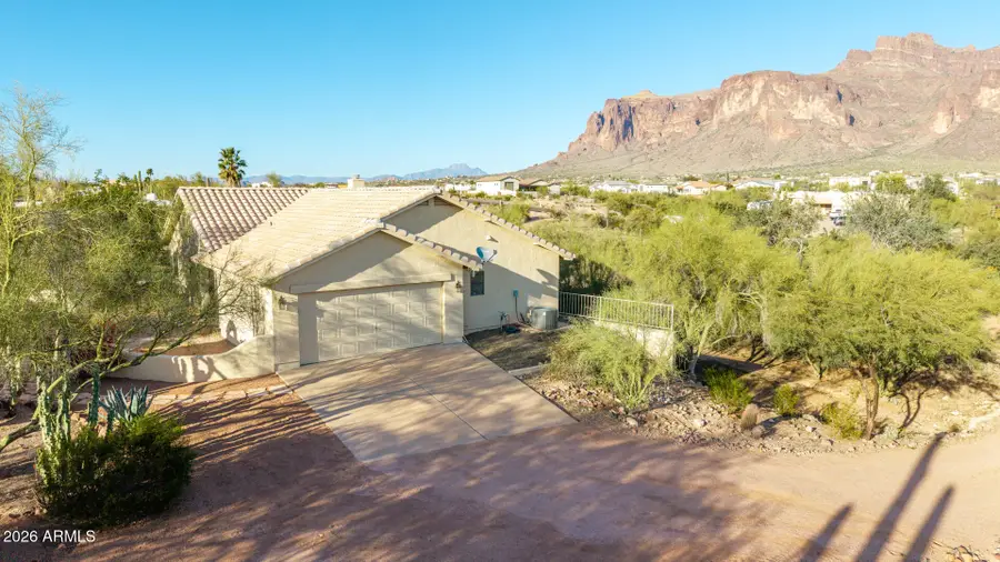 368 N Mountain View Road, Apache Junction, AZ 85119 - #2