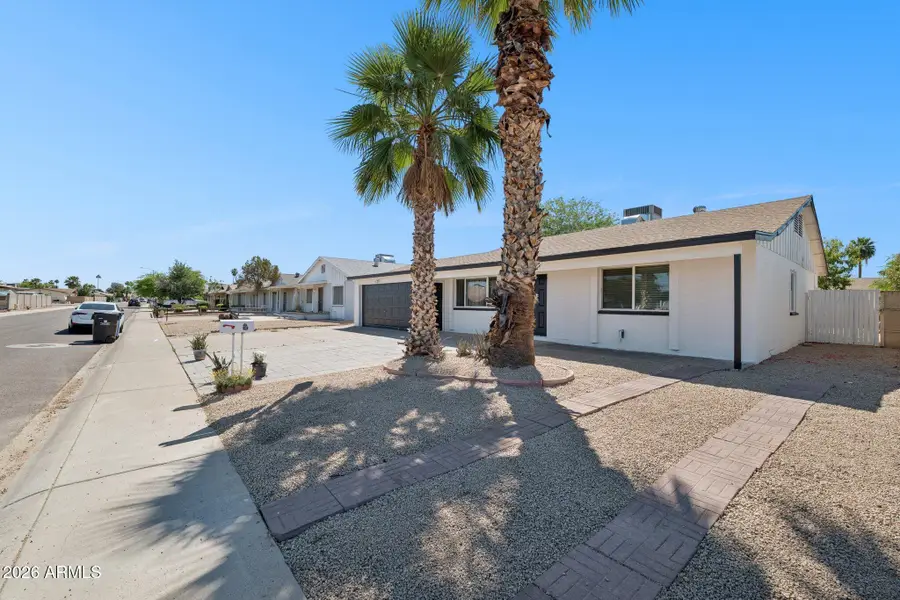 4613 W Sunnyside Avenue, Glendale, AZ 85304 - #3