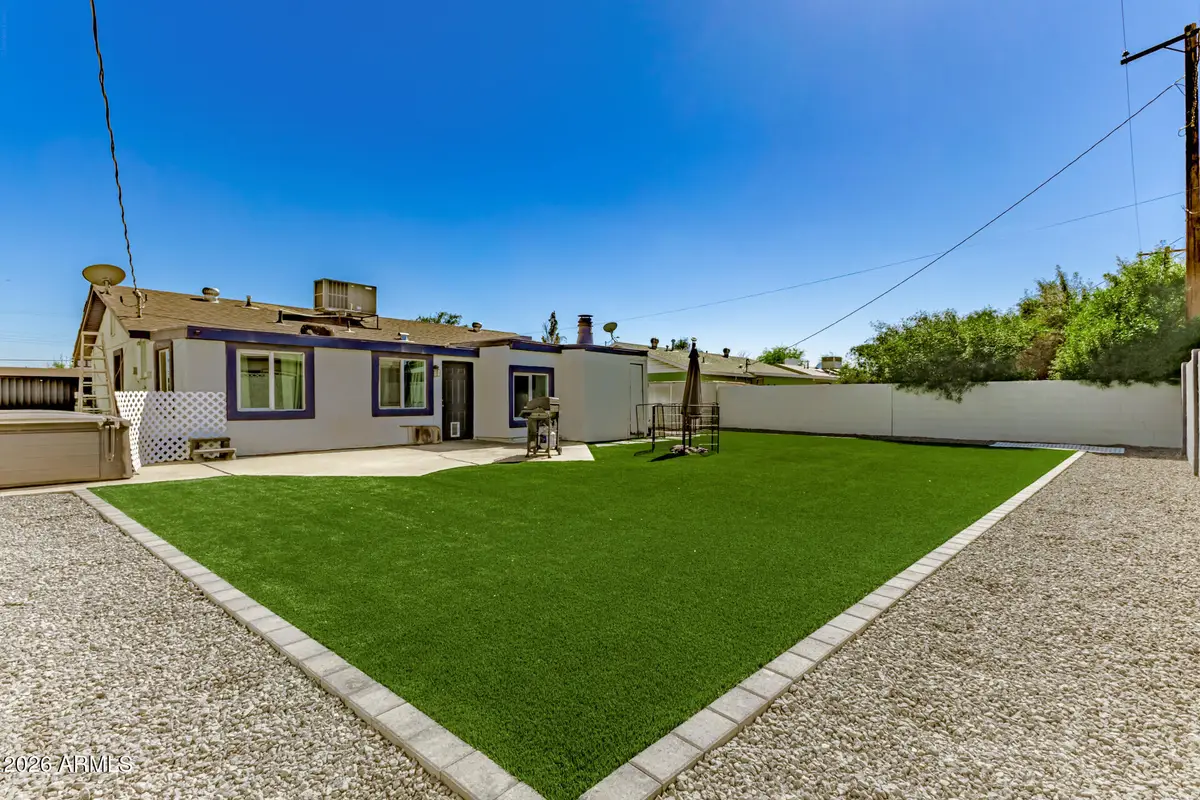 6952 W Wolf Street, Phoenix, AZ 85033 - #1