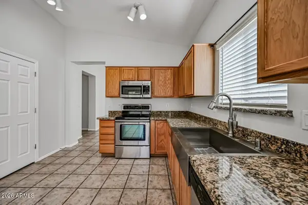 952 S Banning Street, Gilbert, AZ 85296