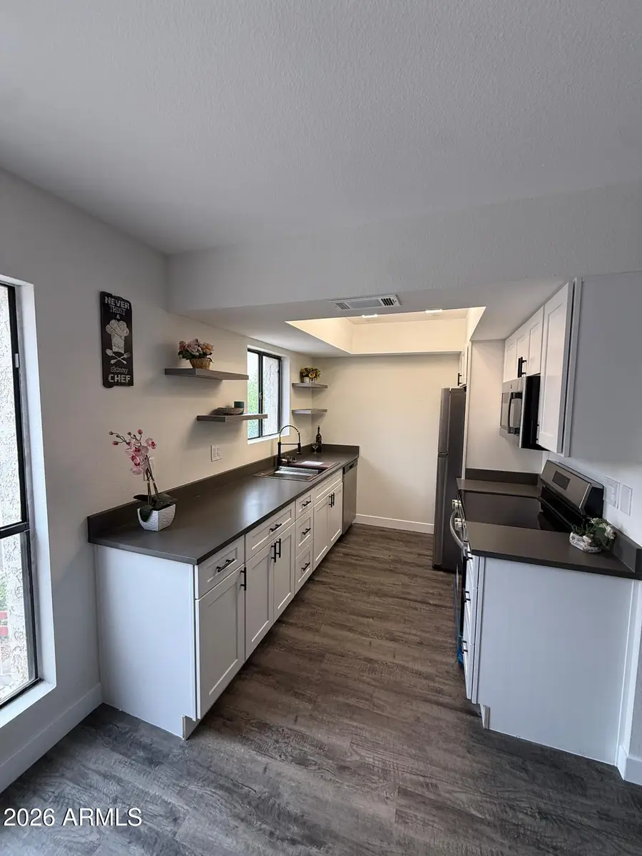 3119 W Cochise Drive #231, Phoenix, AZ 85051 - #2