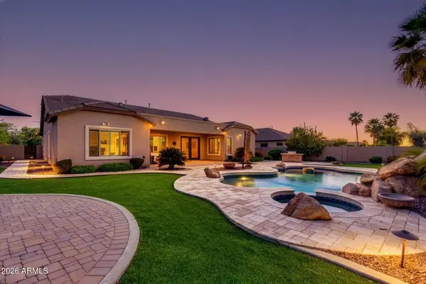 7718 N 84th Lane, Glendale, AZ 85305